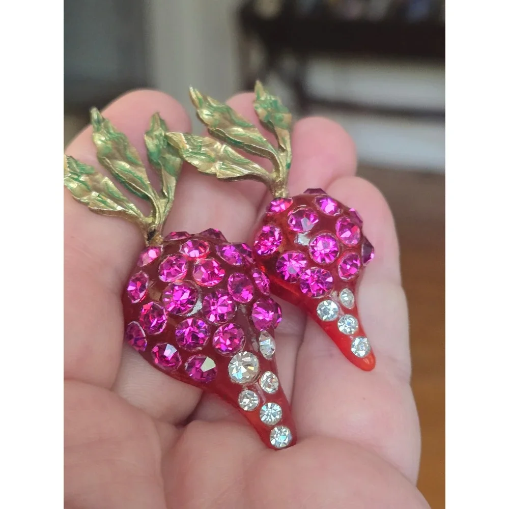 Rare FORBIDDEN FRUIT Radish HOT PINK Rhinestone LUCITE PIN BROOCH Vintage